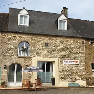 Couette-café Le Petit Dragon, Plumaudan